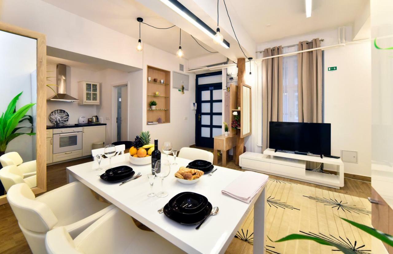 Ban Jelacic Apartment Zagreb Extérieur photo